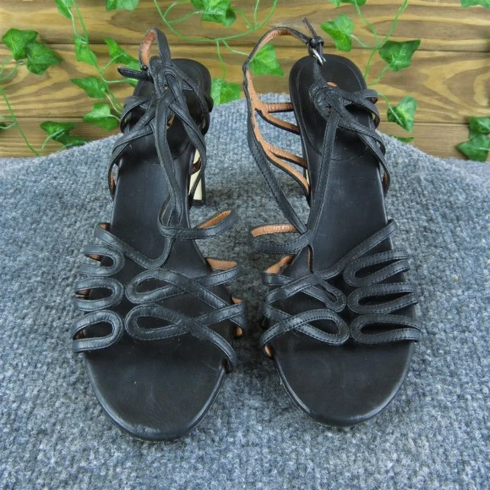Blay Women's  Strappy Black Leather Size 36M Gently‎ Used 2025